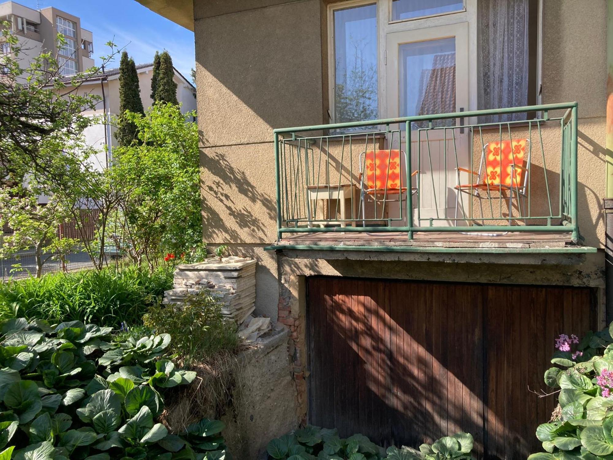 Spacious Apartment - Free Parking! براغ المظهر الخارجي الصورة